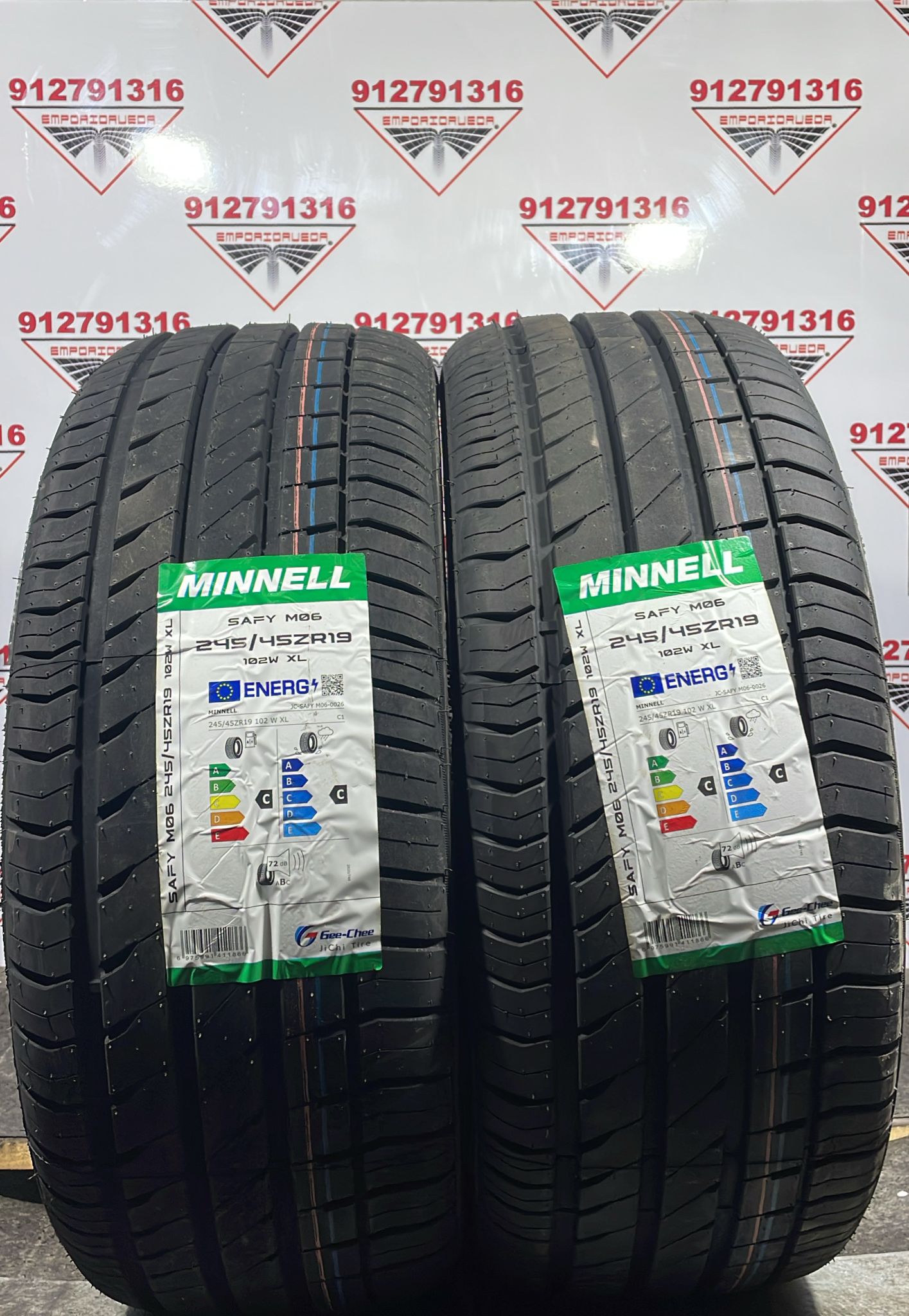 MINNELL  245/45 R19 102 W
